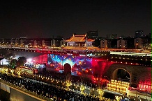 景区亮化缺乏互动设计，难以激发游客分享传播热情