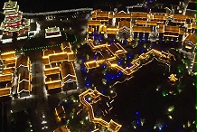 景区亮化工程：从“游客匆匆”到“夜间排队打卡”的蜕变