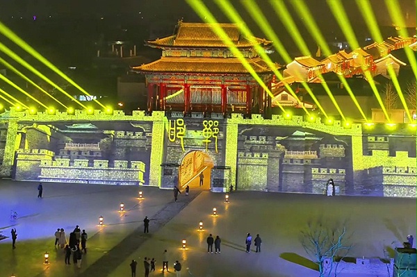 景区古建筑外墙投影