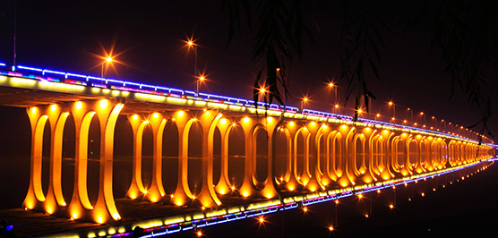 大桥亮化设计中灯具及设备安装