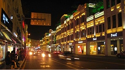 漂亮的商业街灯光照明应该如何塑造？