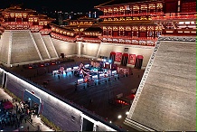 前瞻性亮化布局：动态光影 + 智能交互，让景区从 “路过” 变 “必打卡”