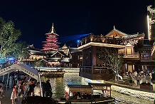 别让景区成“一日游终点”！灯光亮化让游客甘愿多留一夜​