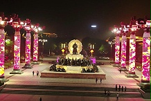 数字孪生筑基 全息光影引流：景区亮化的增收新范式