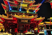 不舍得投入景区灯光亮化，夜晚空有美景，白白流失60%客源