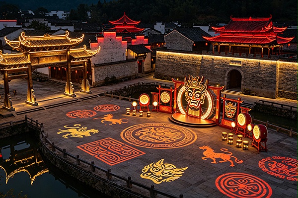 抚州傩文化村景区灯光亮化，以傩戏文化提升景区夜间吸引力