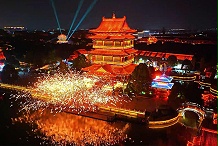 游客为啥提前离场？因为没有灯光亮化的景区夜景“毫无看点”！